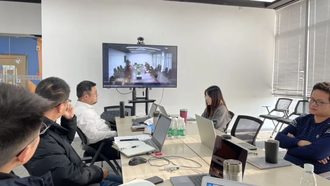 161904204.jpg 98eb14bf46d88b58994d534c4a1bec56.jpg